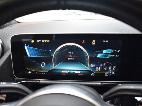 Used 2021 Mercedes-Benz GLA 35 AMG 4MATIC w/ Premium Package image 25