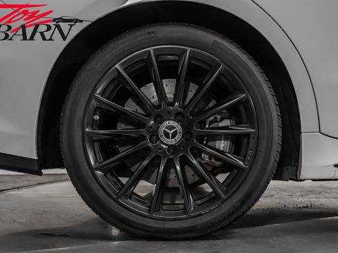 Used 2024 Mercedes-Benz S 580e 4MATIC Sedan image 16