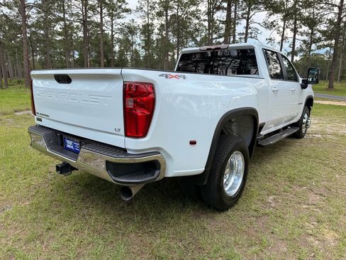 Used 2025 Chevrolet Silverado 3500 LT w/ Safety Package AWD/4WD image 5
