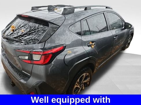Used 2024 Subaru Crosstrek 2.0i Premium image 3