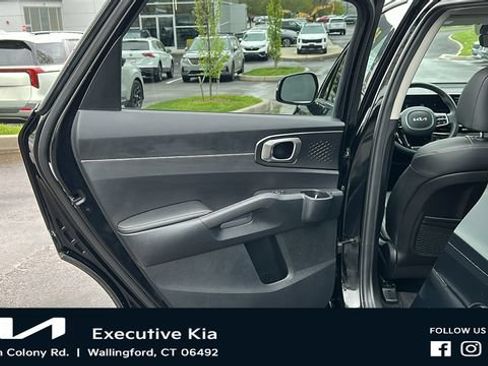 Certified 2024 Kia Sorento S w/ Panoramic Sunroof Package AWD/4WD image 22