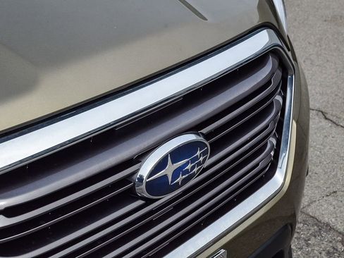 Used 2022 Subaru Ascent Premium w/ Convenience Package image 12