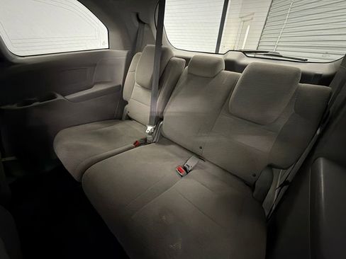 Used 2013 Honda Odyssey EX image 20
