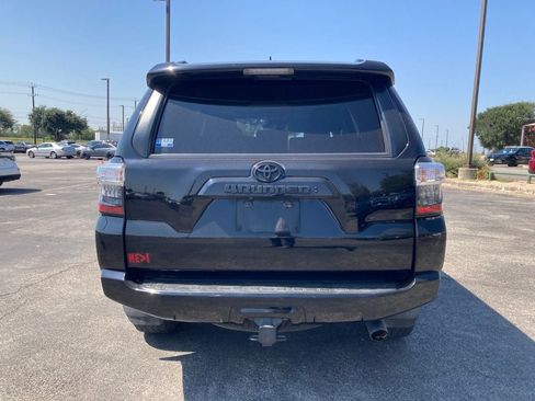 Used 2021 Toyota 4Runner SR5 Premium w/ Moonroof Package RWD image 6