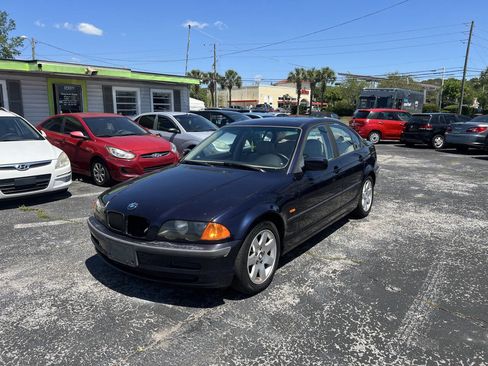 Used 2000 BMW 323i Sedan RWD image 8