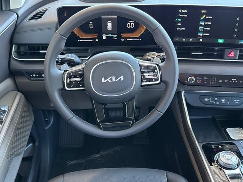 New 2026 Kia Carnival EX FWD image 14