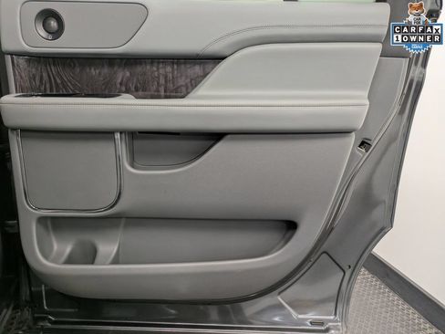 Used 2018 Lincoln Navigator L Reserve w/ Technology Package AWD/4WD image 25