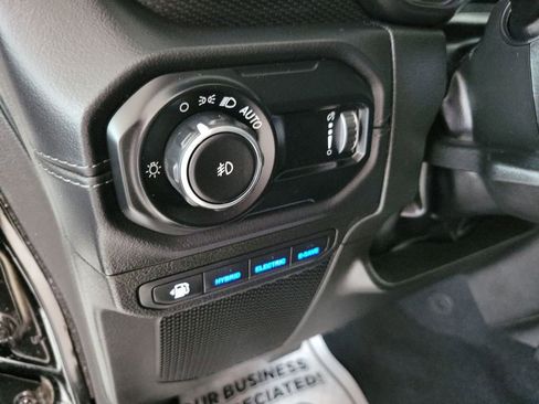 Used 2024 Jeep Wrangler Unlimited Rubicon 4xe AWD/4WD image 44