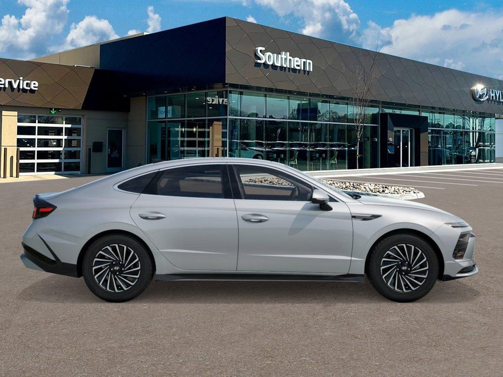 New 2026 Hyundai Sonata SEL FWD image 8