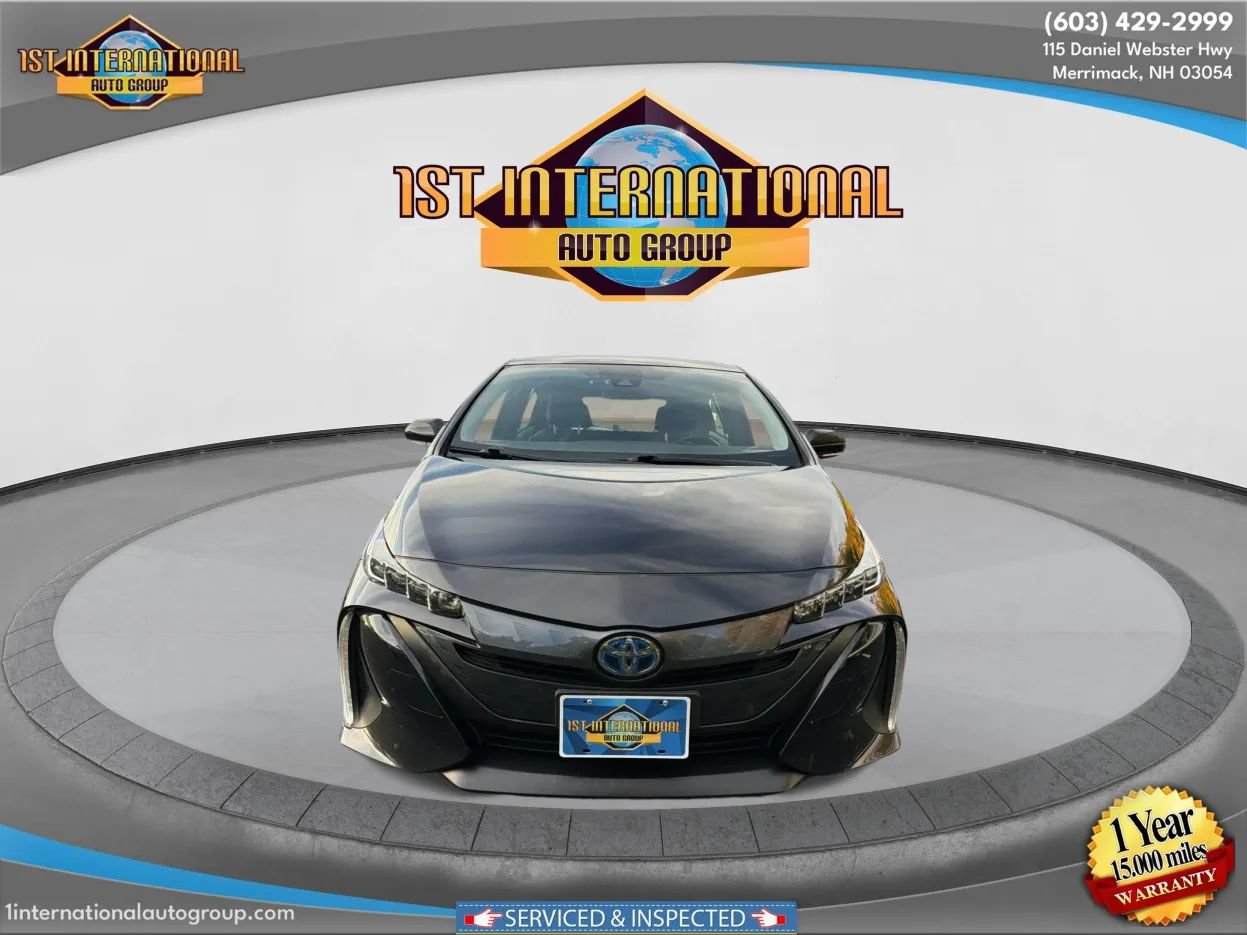 Used 2020 Toyota Prius Prime LE FWD image 3