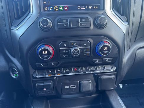 Used 2021 Chevrolet Silverado 1500 LT Trail Boss image 23