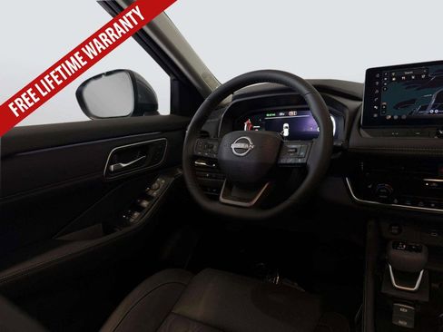 New 2026 Nissan Rogue Platinum AWD/4WD image 24