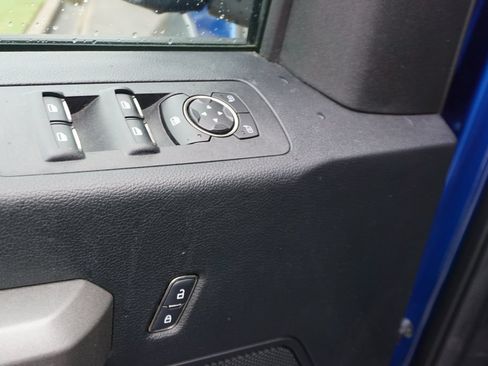 Used 2018 Ford F150 Raptor w/ Equipment Group 801A Mid AWD/4WD image 4