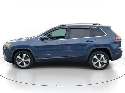Used 2020 Jeep Cherokee Limited image 3