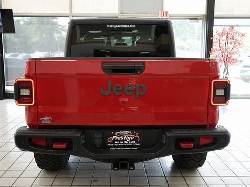 Used 2021 Jeep Gladiator Rubicon image 16