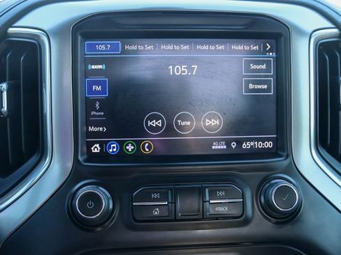 Used 2022 Chevrolet Silverado 2500 LT w/ Convenience Package image 22