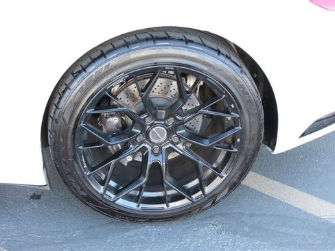 Used 2017 Porsche 911 Carrera image 37