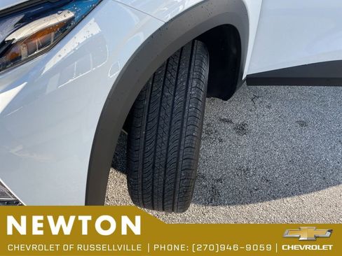 New 2026 Chevrolet Trax RS w/ Sunroof Package FWD image 55