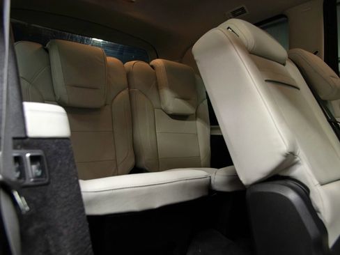 Used 2017 Mercedes-Benz GLS 550 4MATIC image 27