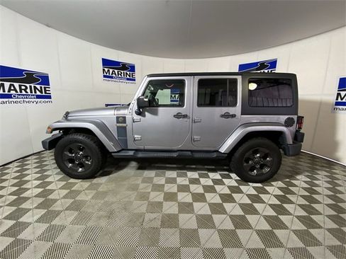 Used 2017 Jeep Wrangler Unlimited Sport image 10