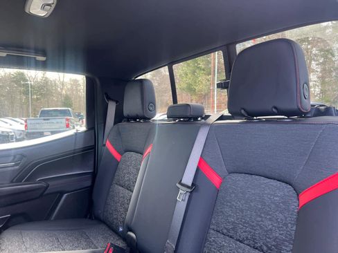 Certified 2024 Chevrolet Colorado Z71 w/ LPO, Dark Essentials Package image 29