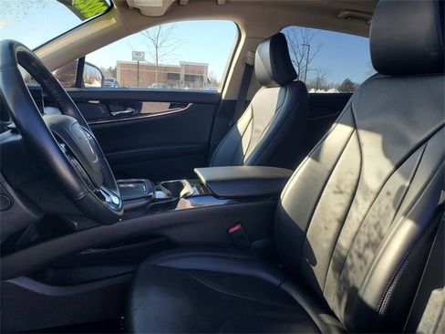 Certified 2023 Lincoln Nautilus Reserve image 7