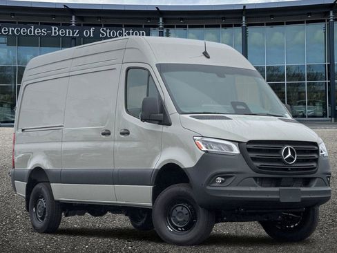 New 2026 Mercedes-Benz Sprinter 2500 image 2