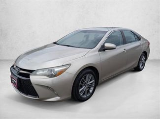Used 2015 Toyota Camry SE w/ Moonroof Package video 1
