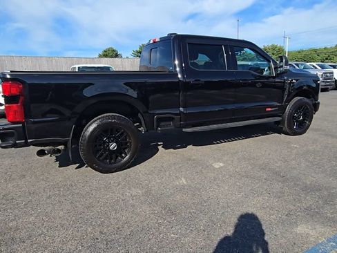Certified 2025 Ford F250 XLT w/ Black Appearance Package AWD/4WD image 20