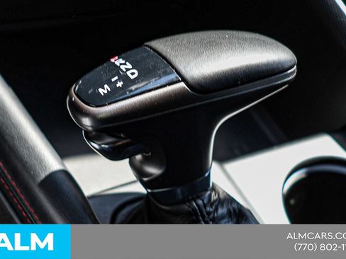 Used 2025 Dodge Durango GT RWD image 33
