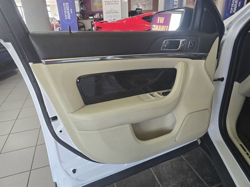 Used 2015 Lincoln MKS AWD w/ Equipment Group 201A image 7