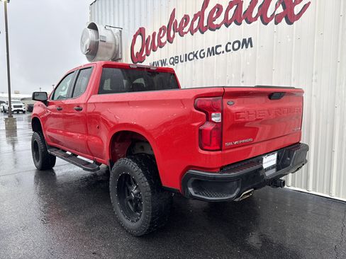 Used 2019 Chevrolet Silverado 1500 Custom Trail Boss w/ Custom Convenience Package image 9