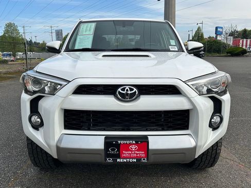 Certified 2018 Toyota 4Runner TRD Off-Road Premium AWD/4WD image 2