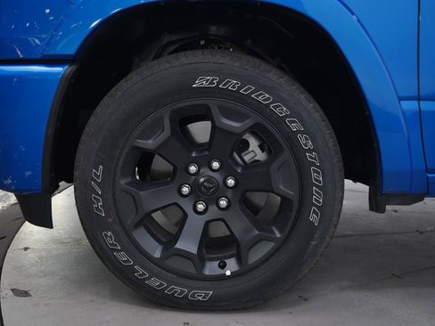Used 2025 RAM 1500 Big Horn AWD/4WD image 28