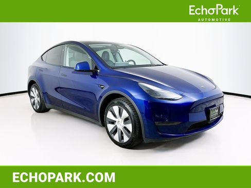 Used 2023 Tesla Model Y Long Range image 1