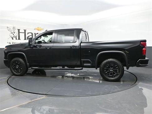 Used 2024 Chevrolet Silverado 2500 LTZ w/ LTZ Plus Package image 29