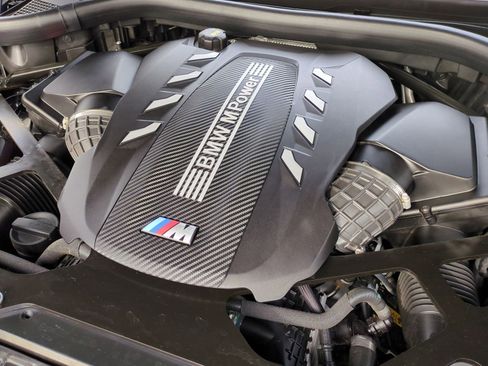 Used 2023 BMW X6 M Competition w/ Competition Package image 34