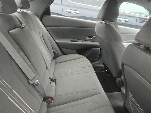 Certified 2024 Hyundai Elantra SEL w/ Convenience Package image 10