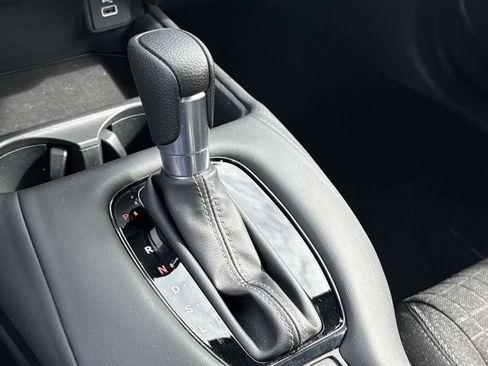 Used 2025 Honda HR-V LX image 30