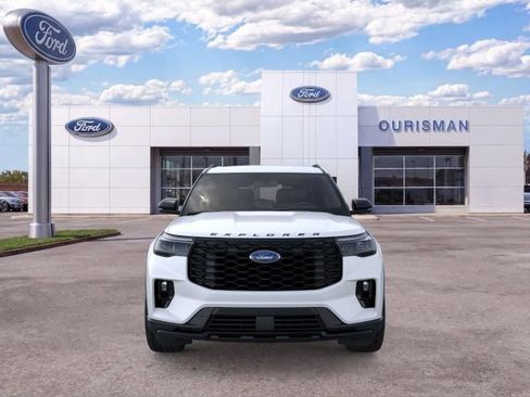 New 2026 Ford Explorer ST-Line w/ ST-Line Street Pack AWD/4WD image 2