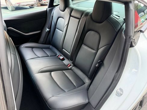 Used 2021 Tesla Model 3 Standard Range RWD image 31