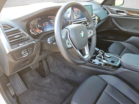 Used 2024 BMW X3 sDrive30i w/ Convenience Package RWD image 18