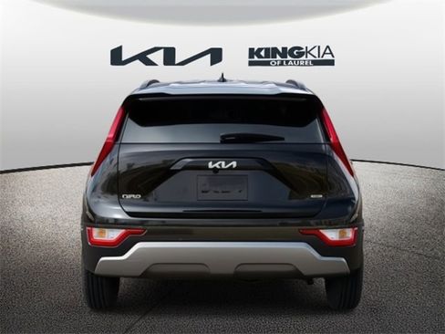 New 2025 Kia Niro SX image 5