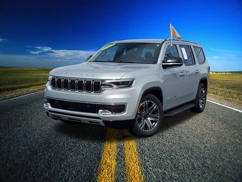 Used 2024 Jeep Wagoneer Series II w/ Convenience Group I AWD/4WD image 34