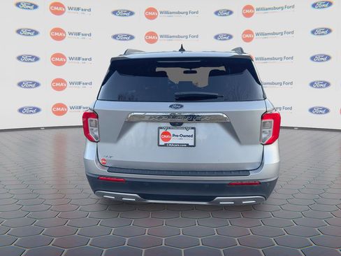 Certified 2023 Ford Explorer XLT w/ Equipment Group 202A image 4