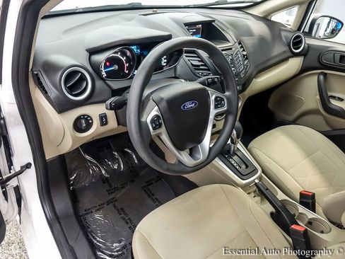 Used 2019 Ford Fiesta SE image 10