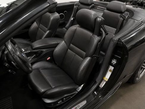 Used 2007 BMW M6 Convertible RWD image 21