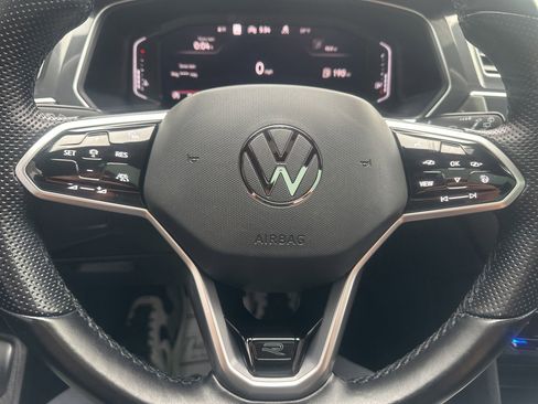 Used 2022 Volkswagen Tiguan SEL R-Line AWD/4WD image 28