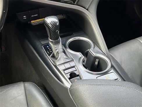 Used 2019 Toyota Camry XSE image 14