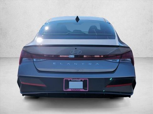 New 2026 Hyundai Elantra SEL Sport Premium image 8